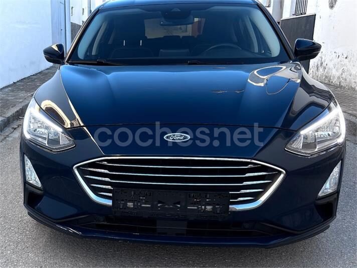 FORD Focus 1.0 Ecoboost Titanium